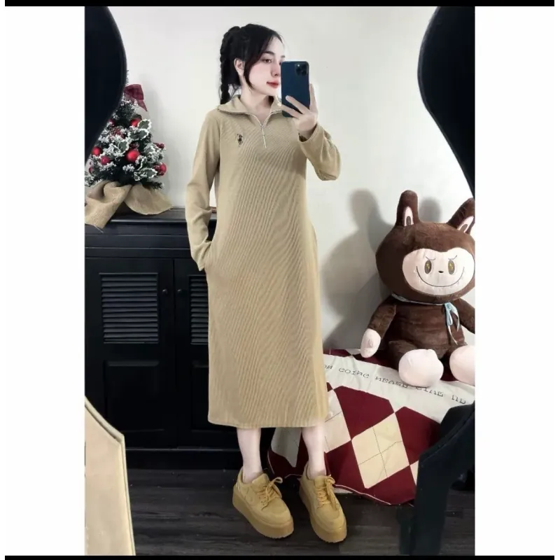 Trang phục thời trang nữ váy sơ mi, đầm phối áo đen, váy dài 973736