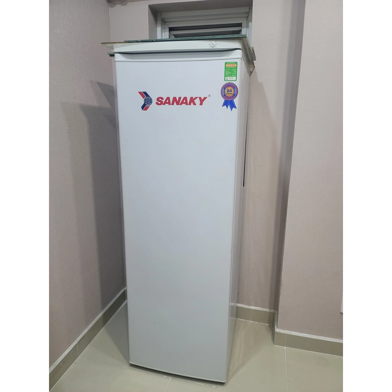 Tủ đông sanaky 230l màu trắng mới 80% 273226