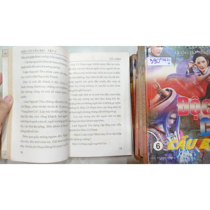 ĐỘC CÔ CẦU BẠI: Giang Hồ Nghĩa Hiệp (Bộ 6 tập)
- Cổ Long 222767