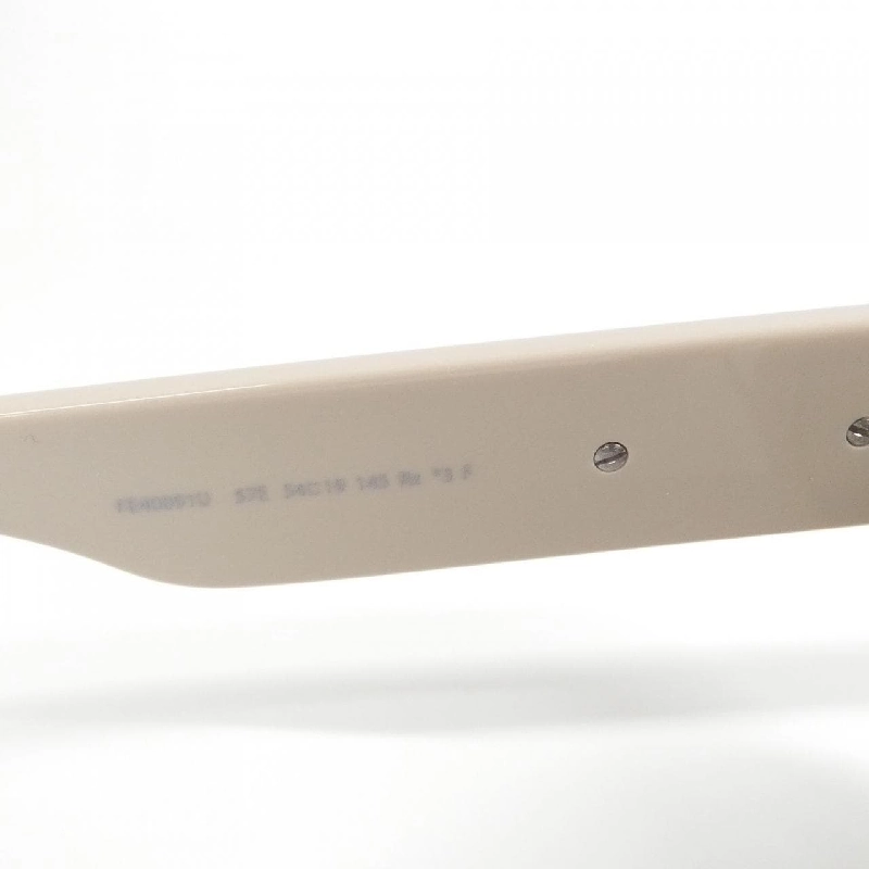 【Sản phẩm mới】Kính râm Fendi 40091U 625568