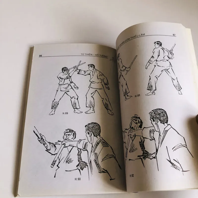 📘 KĨ THUẬT ĐOẢN CÔN THIẾU LÂM (Võ sư Từ Thiện Hồ Tường) 697863