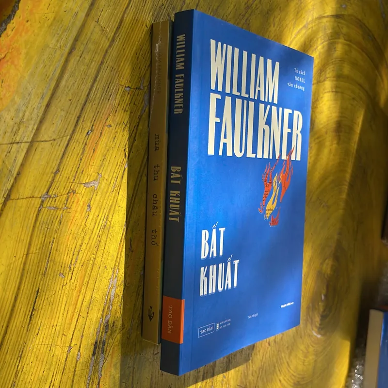 COMBO WILLIAM FAULKNER - BẤT KHUẤT & MÙA THU CHÂU THỔ 686994