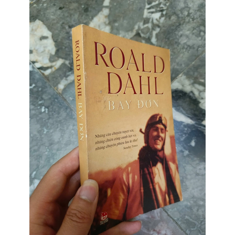 Bay đơn - Roald Dahl 476976