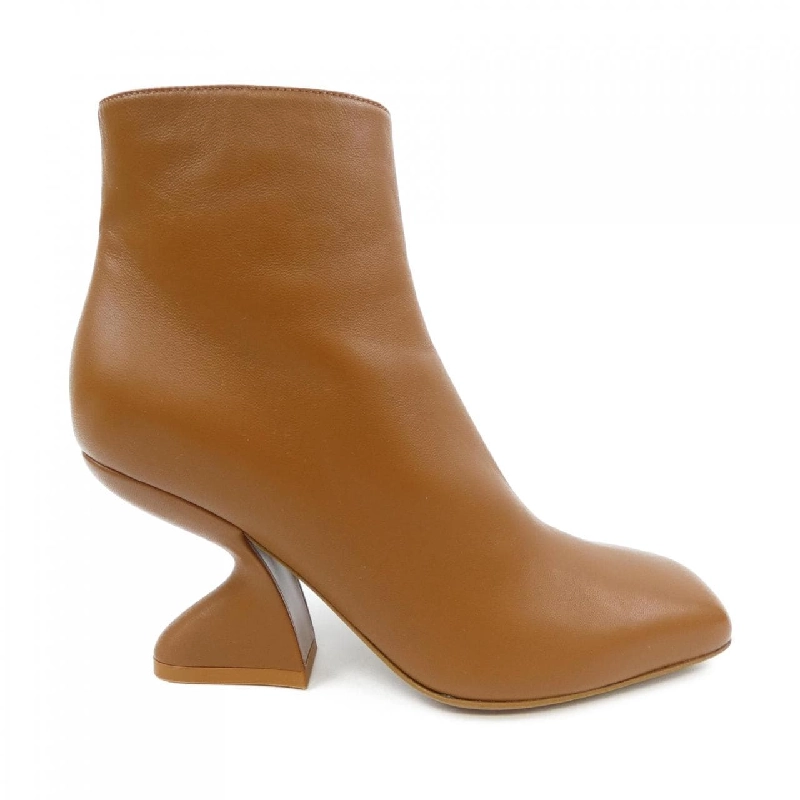 Giày boot SALVATORE FERRAGAMO - Hàng hiệu Authentic 829878