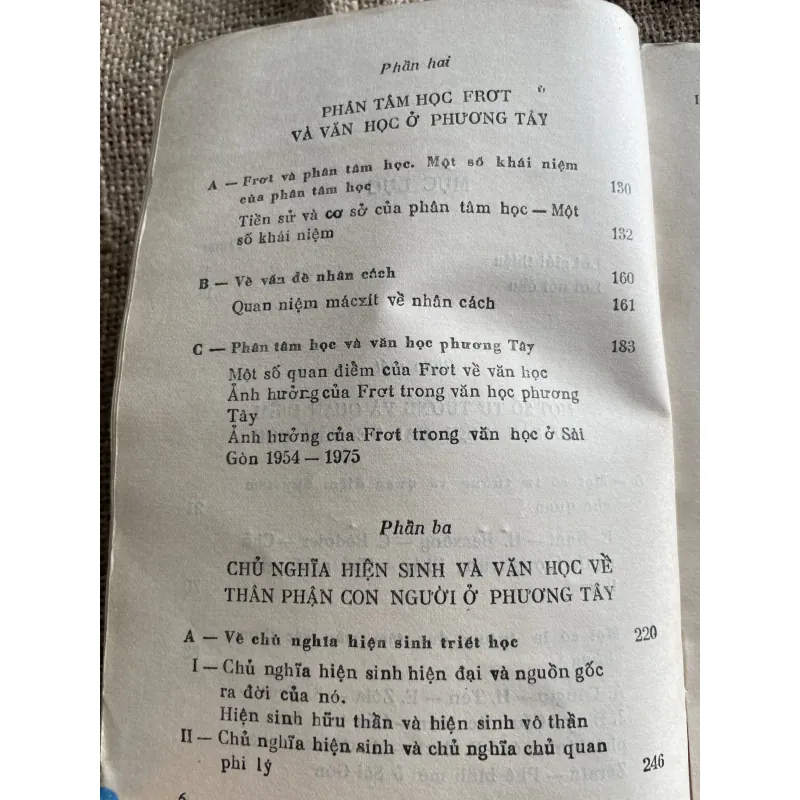 Phạm Văn Sỹ- Về Tư tưởng và văn học Phương Tây 932945