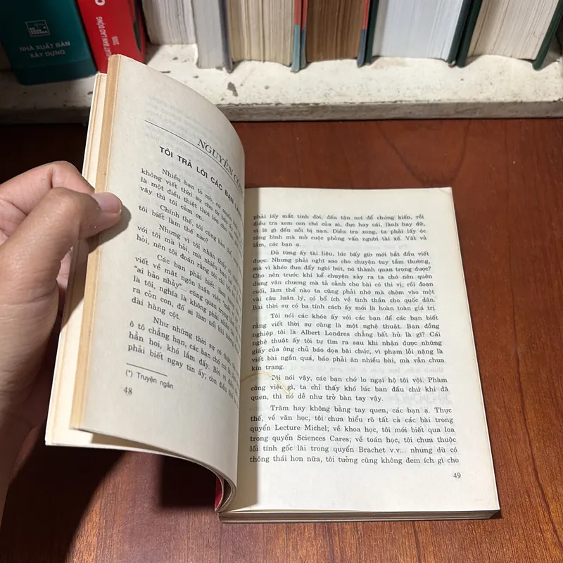 II Văn Học: 13 Năm Tranh Luận Văn Học (Tập 1) - Thanh Lãng - 1995 720597