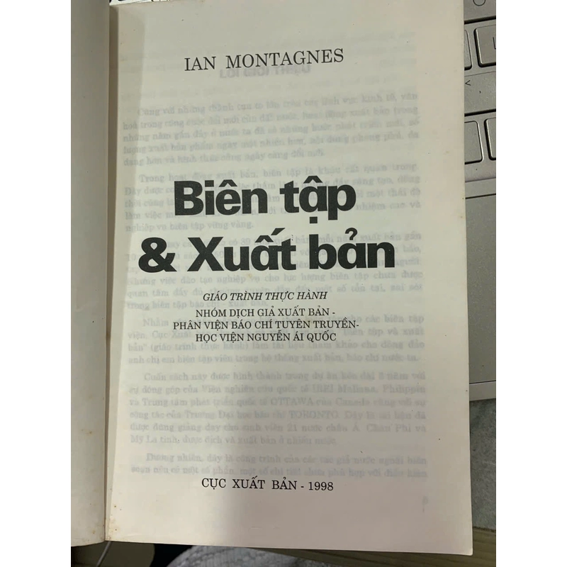 BIÊN TẬP & XUẤT BẢN 508170