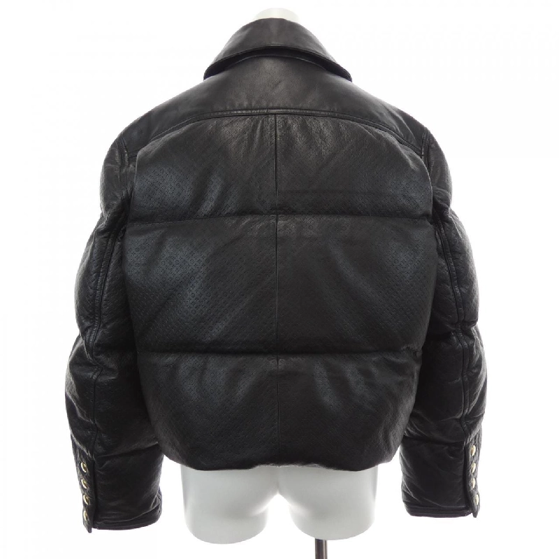 Áo khoác lông vũ LOUIS VUITTON FPLJ82DWH - Hàng hiệu Chính hãng 810679