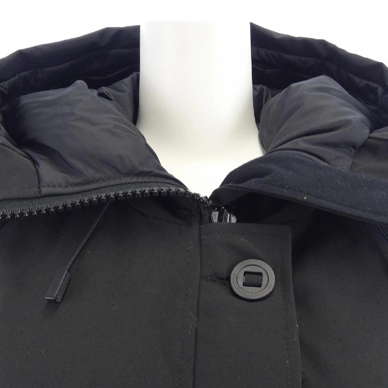 Áo khoác lông vũ CANADA GOOSE 2050W 631740