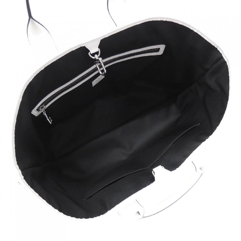 Túi xách cuối tuần Taiga Llama M30919 Louis Vuitton 609908