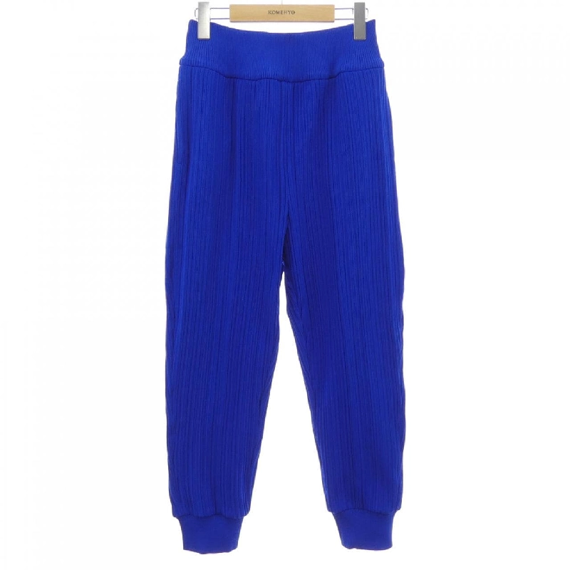 Quần PLEATS PLEASE PP43JF803 - Hàng hiệu Authentic 819994