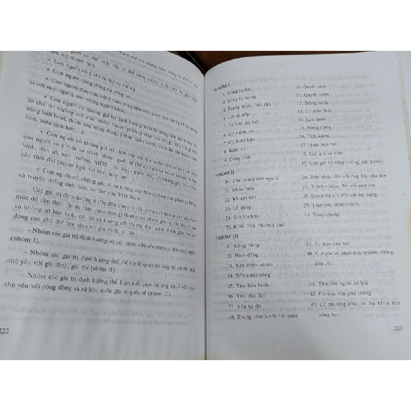 NGHIÊN CỨU CON NGƯỜI GIÁO DỤC PHÁT TRIỂN VÀ THẾ KỶ XXI - NHIỀU TÁC GIẢ 314125