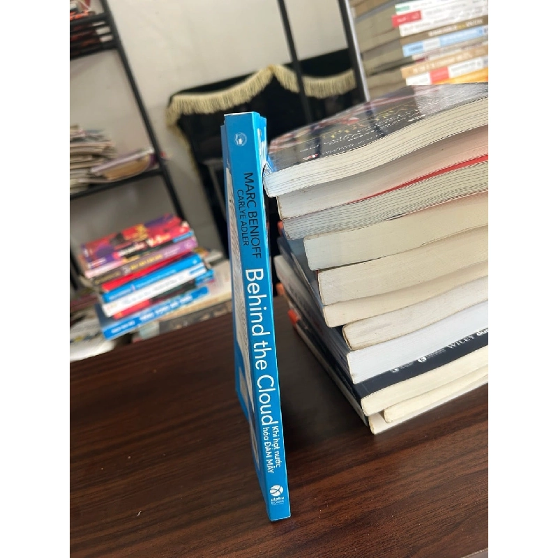 Khi hạt nước hóa ĐÁM MÂY- Marc Benioff & Carlye Adler 932734