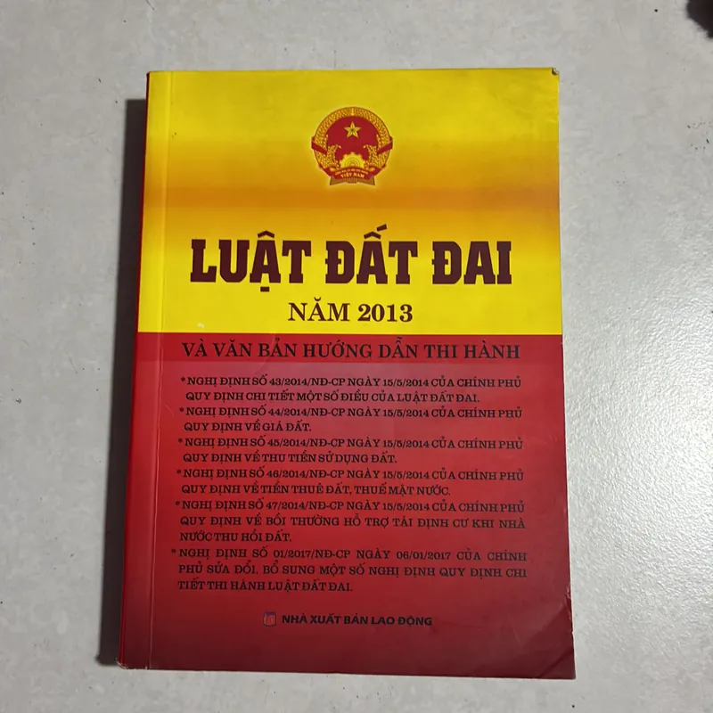 Luật đất đai năm 2013  và văn bản hướng dẫn thi hành 688219