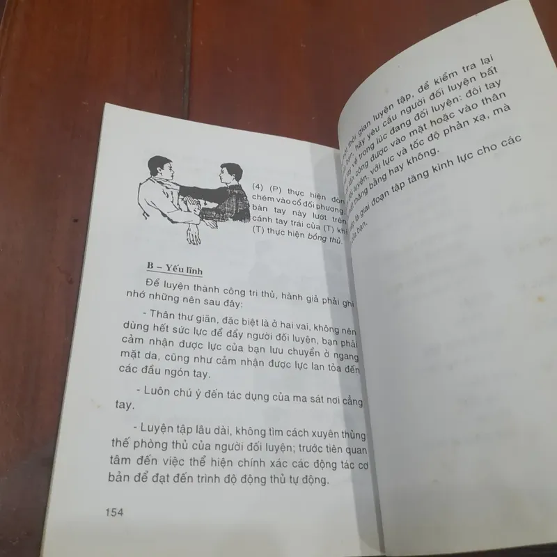 Phương pháp chiến đấu của LÝ TIỂU LONG - Điêu luyện thủ cước pháp 701090