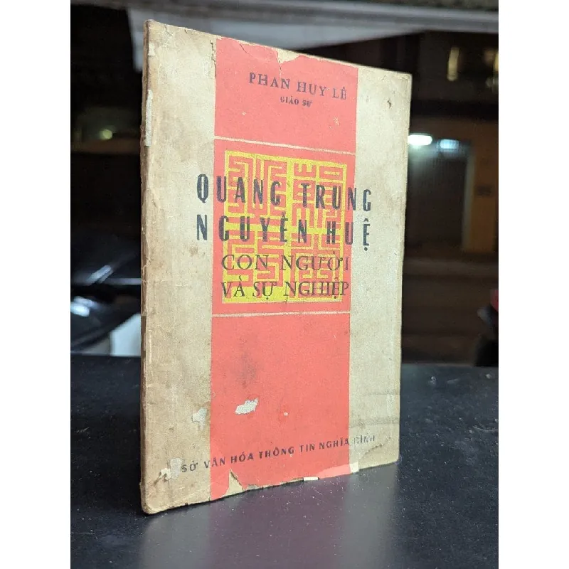 Quang Trung Nguyễn huệ con người và sự nghiệp - Phan Huy Lê 605493