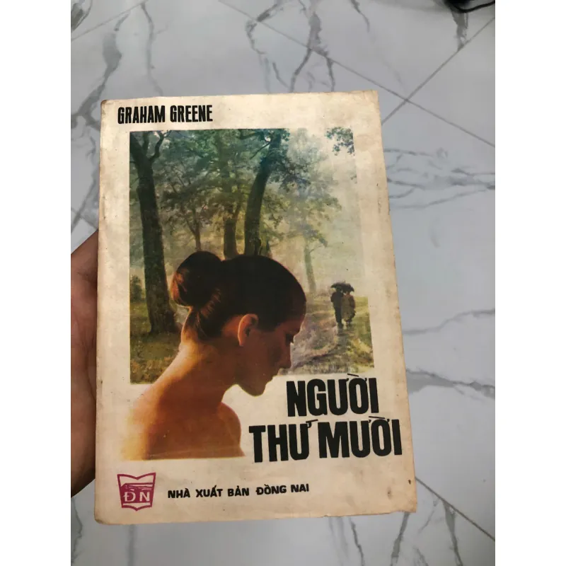 Người Thứ Mười (The Tenth Man) – Tác giả: Graham Greene 600308
