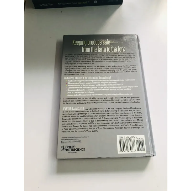MICROBIAL HAZARD IDENTIFICATION IN FRESH FRUITS AND VEGETABLES – Wiley 756254