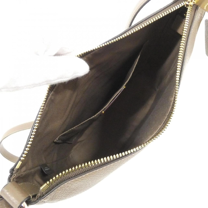 【Sản phẩm mới】Túi xách vai Coach CU960 609966