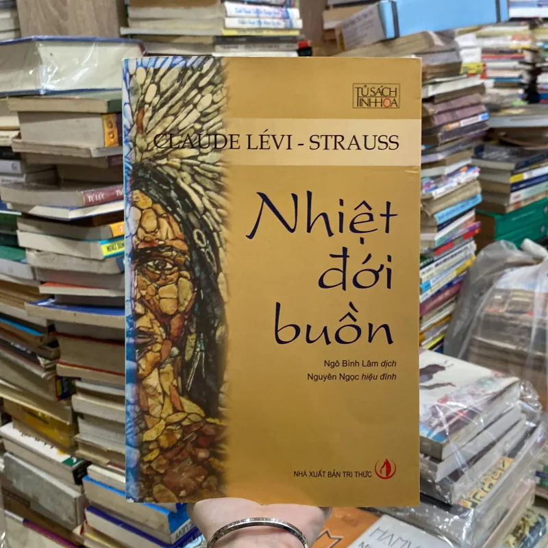 Tủ Sách Tinh Hoa - Nhiệt Đới Buồn♟️ 751558