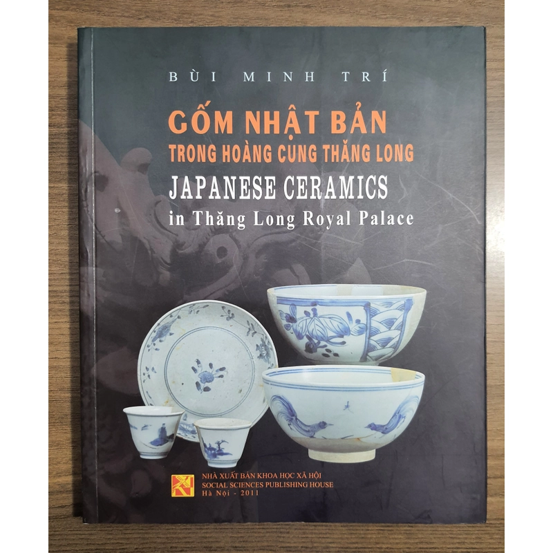 Gốm Nhật Bản trong hoàng cung Thăng Long 488173