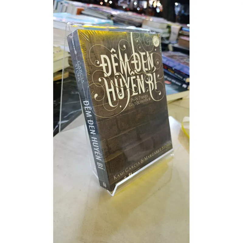 ĐÊM ĐEN HUYỀN BÍ 662560