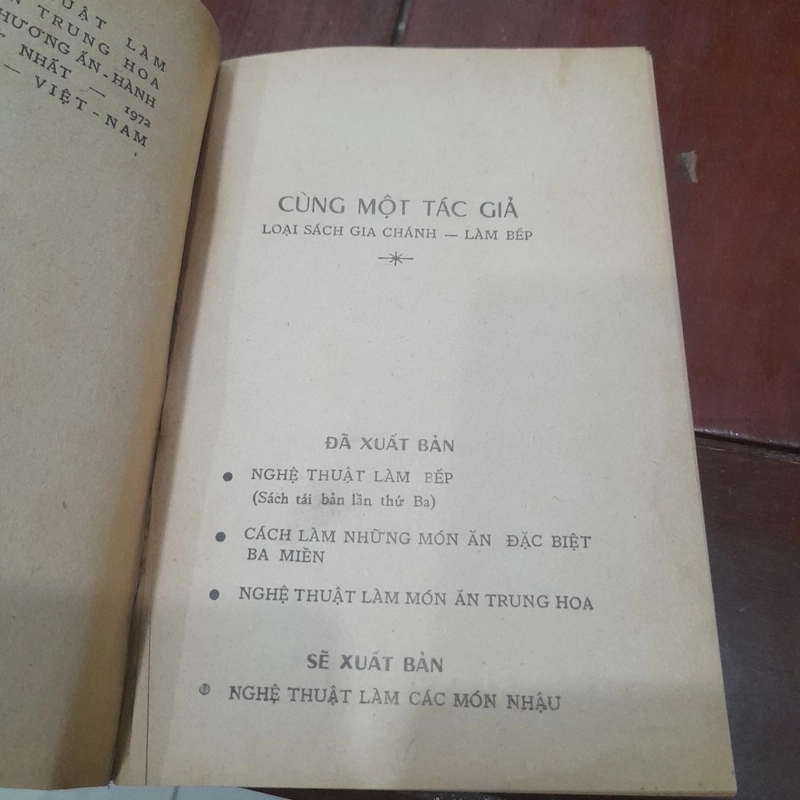 Cô Lệ Hoa - NGHỆ THUẬT LÀM MÓN ĂN TRUNG HOA (in tại Sài Gòn năm 1972) 518724