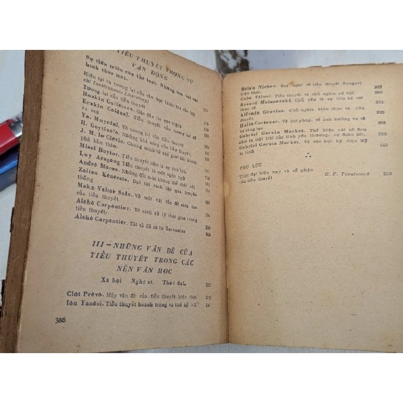 Số phận tiểu thuyết - nhóm biên dịch 931296