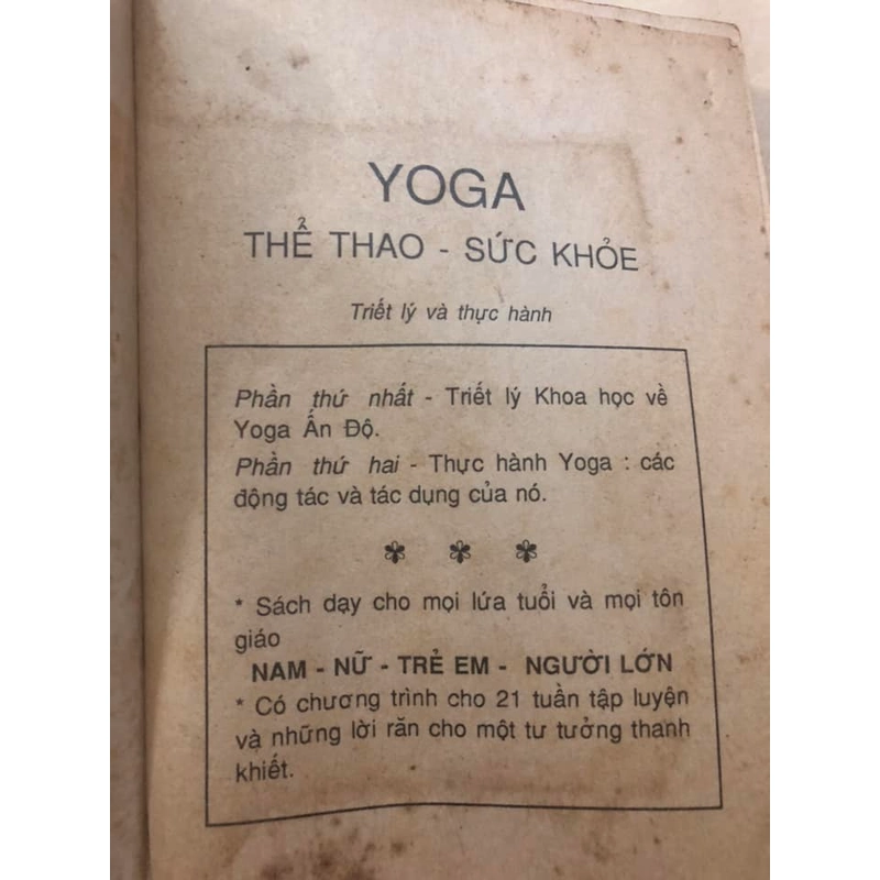 Sách Yoga thể thao sức khoẻ: Triết lý yoga Ấn Độ, trị bệnh sức khoẻ - S.Yesudian, EHaich 307067