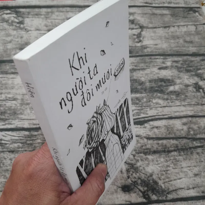 Tản văn-Khi người ta ĐÔI MƯƠI. Tg. HIÊN 787438