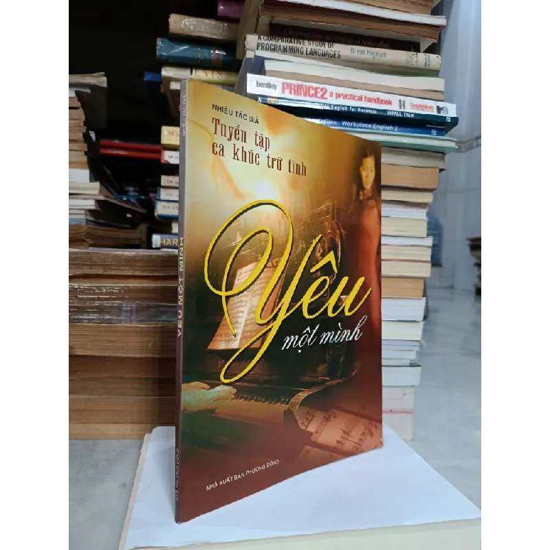 Tuyển tập ca khúc trữ tình: Yêu một mình - Nhiều tác giả 687998