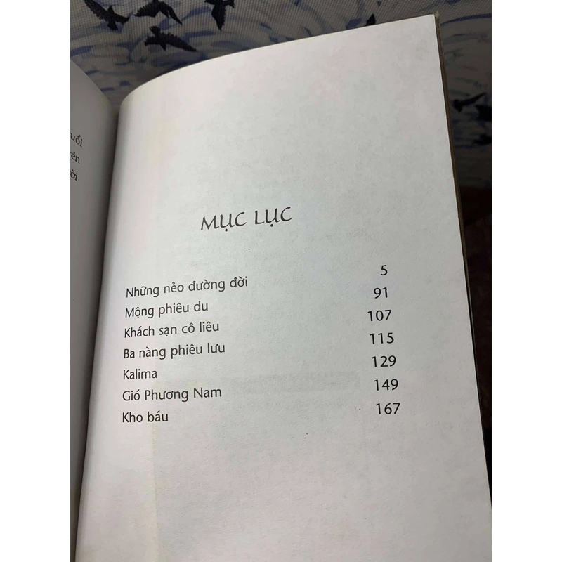 Những nẻo đường đời và những bản tình ca khác - Le Clézio 543734