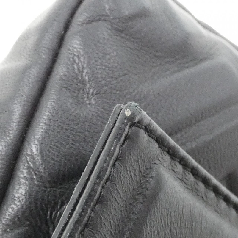 Túi đeo vai Fendi Baguette 8BR600 A72V 611652