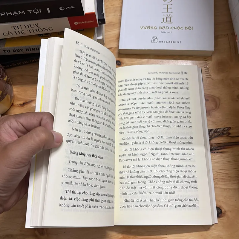 II Sách Kỹ Năng: Đọc Nhiều Nhớ Được Bao Nhiêu? - ZION KABASAWA - 2019 698155