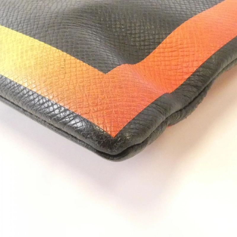 Túi xách Louis Vuitton Taiga Màu cầu vồng A4 M30347 616668