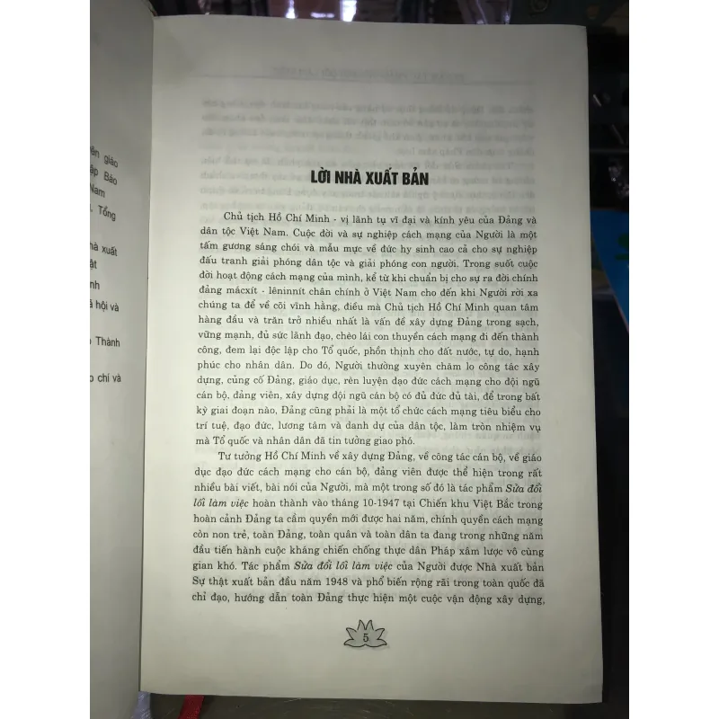 60 năm tác phẩm sửa đổi lối làm việc  754055