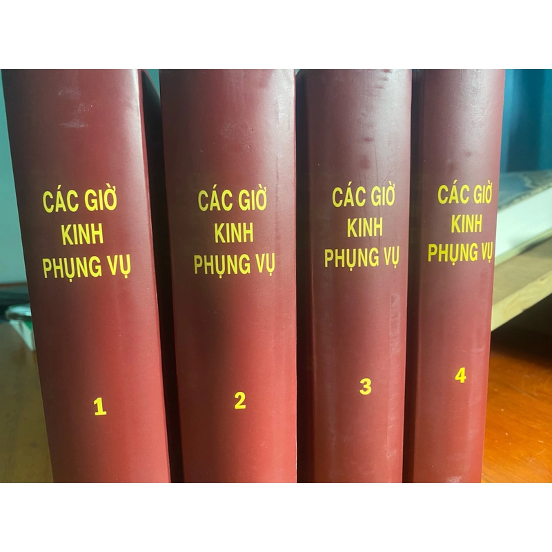Các Giờ Kinh Phụng Vụ (Trọn bộ 4 quyển) 517451