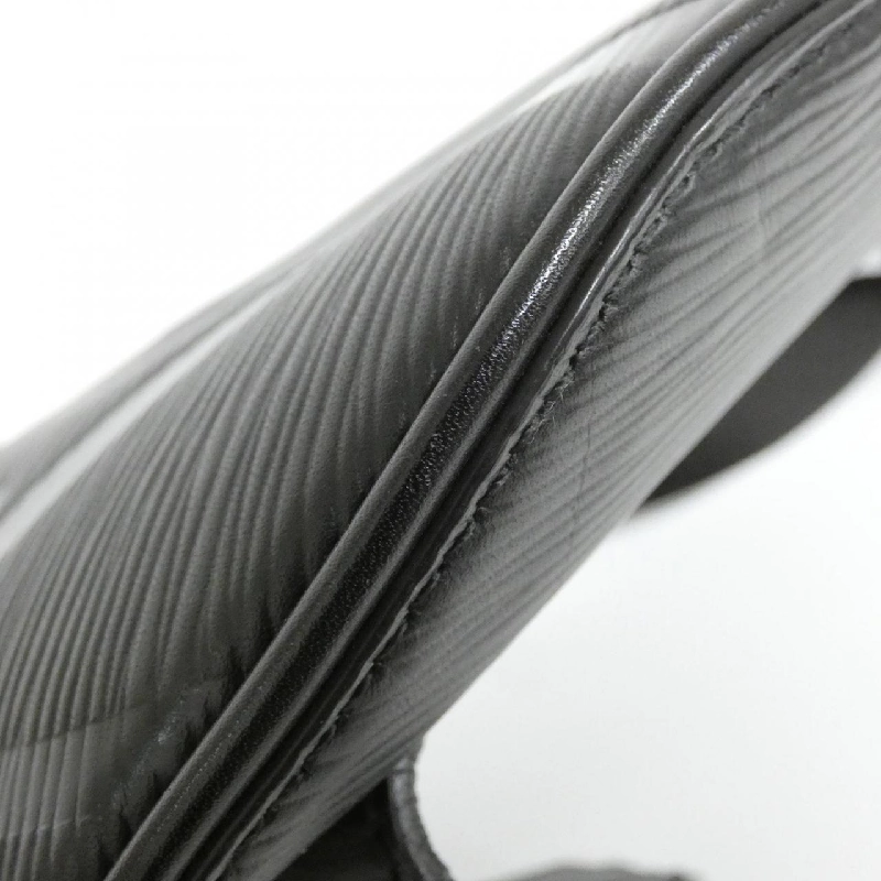 Túi xách vai Louis Vuitton Epi (LV Circle) Bum Bag M53300 - Hàng hiệu Chính hãng 768459