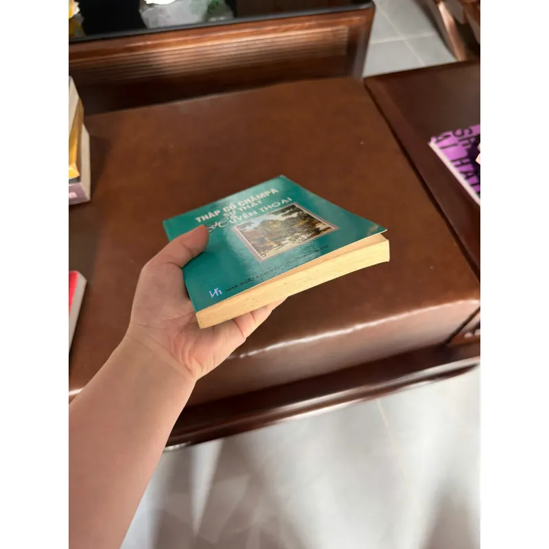 THÁP CỔ CHĂMPA: SỰ THẬT & HUYỀN THOẠI- K5 1031198