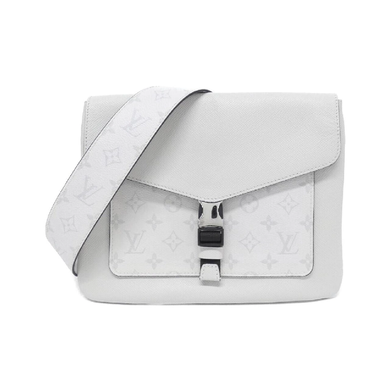 Túi đeo chéo Louis Vuitton Taiga Lama Flap Messenger M30411 - Hàng hiệu Authentic 802761