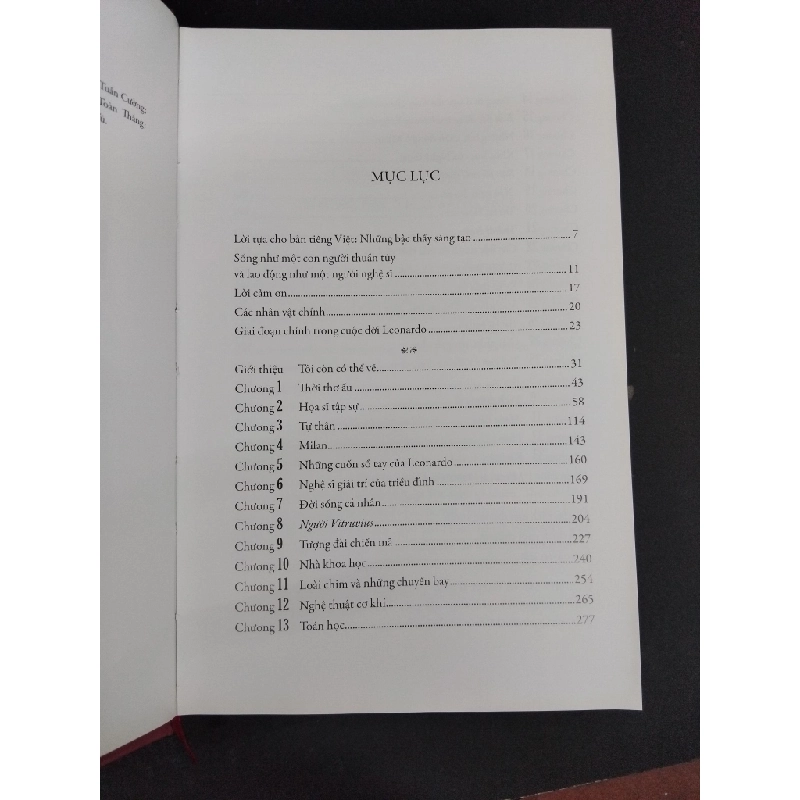 Leonardo Da Vinci (bìa cứng) mới 80% ố nhẹ tróc gáy 2018 HCM2811 Walter Isaacson GIÁO TRÌNH, CHUYÊN MÔN 354752