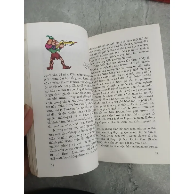 KỂ CHUYỆN VỀ KIM LOẠI HIẾM VÀ PHÂN TÁN - NGUYỄN HỮU CHÂN 746525