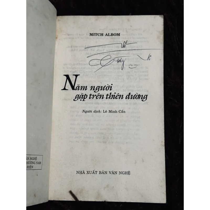 Năm người trên thiên đường 973329