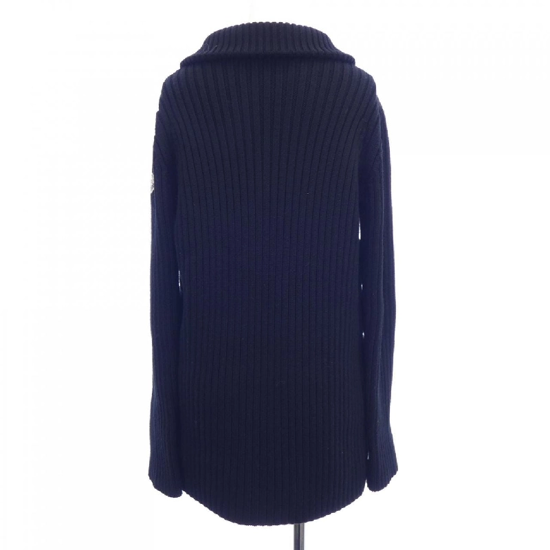 Áo khoác lông vũ MONCLER 642077