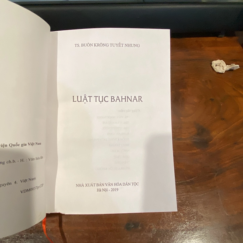 LUẬT TỤC BAHNAR 462277