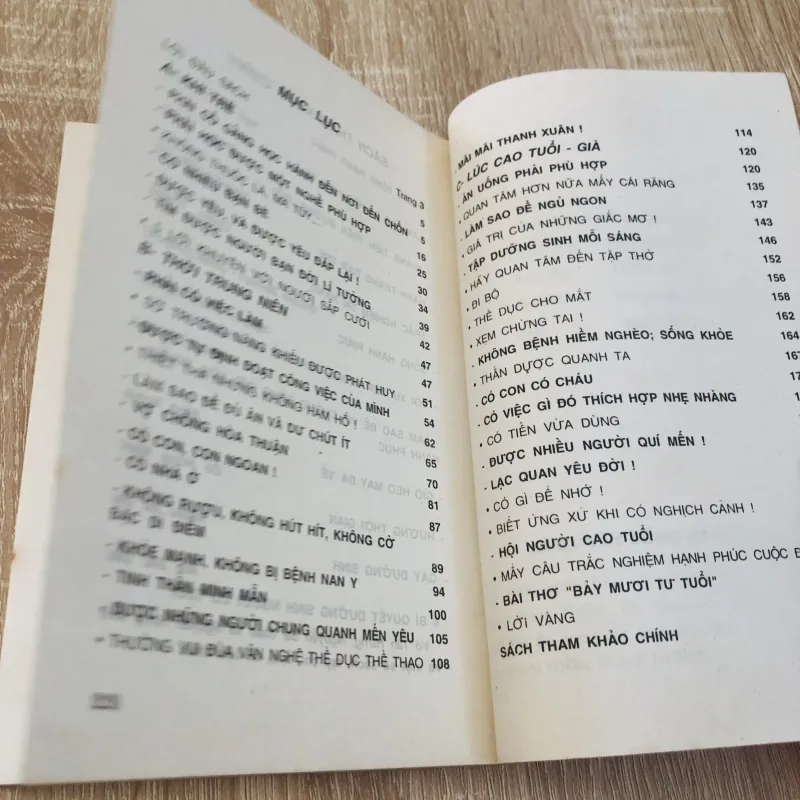 BÍ QUYẾT SỐNG HẠNH PHÚC  990532