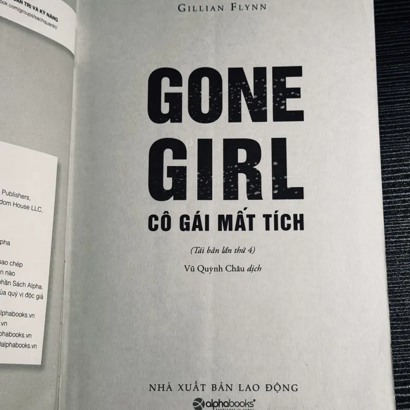 Cô gái mất tích 1025578