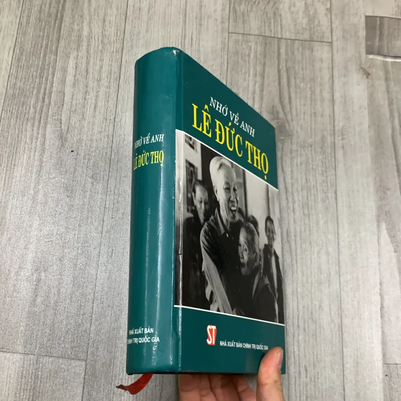 Nhớ về anh Lê đức thọ. 6a1 777785