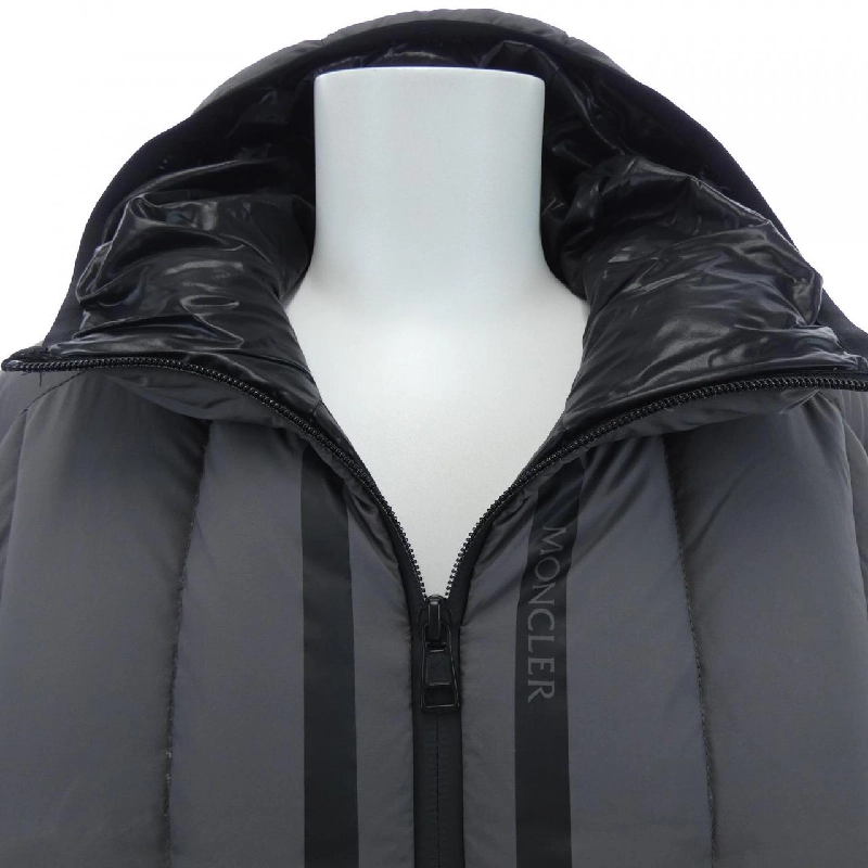 MONCLER ARCACHON Áo khoác lông - Hàng hiệu Chính hãng 896497