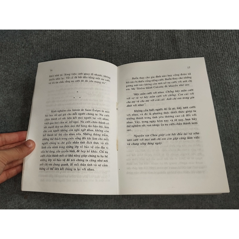 ÁNH SÁNG THẾ GIAN 517731
